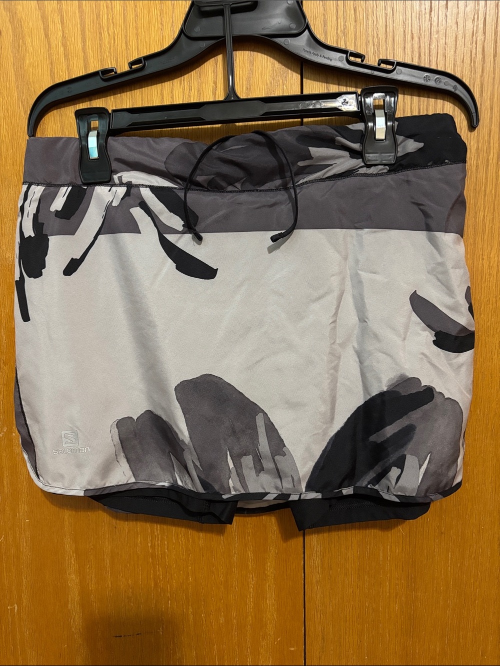 Salomon Black Gray Floral Running Skort